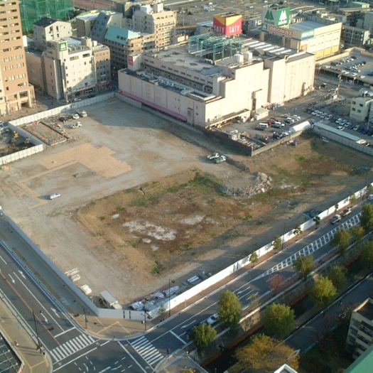 「みんなの広場」建設開始!