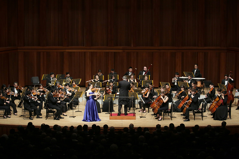 日本音楽財団 インターナショナル･オーケストラ・アカデミー支援　<br>兵庫芸術文化センター管弦楽団　第34回名曲コンサート　ストラディヴァリウスの響き―PACニューイヤー名曲コンサート