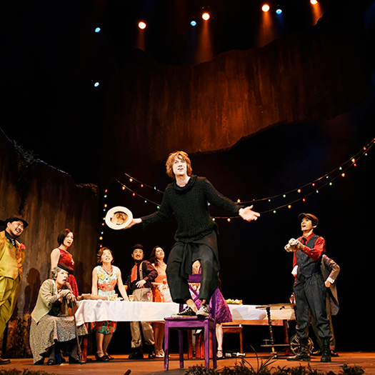 世田谷パブリックシアター＋兵庫県立芸術文化センター　<br>日韓文化交流企画「ペール・ギュント」